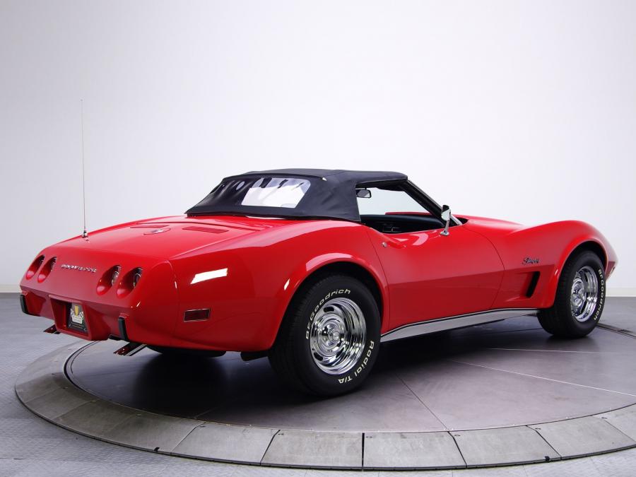  Chevrolet Corvette Stingray Convertible 1974 года  (фото 8 из 16)